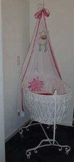 Wiegje, Ophalen, Wieg