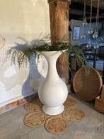 Grote vaas, Huis en Inrichting, Woonaccessoires | Vazen, Ophalen, Kunststof, Wit, Zo goed als nieuw