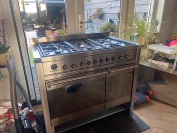 Smeg 6 pits gasfornuis dubbele oven 100cm beschikbaar voor biedingen