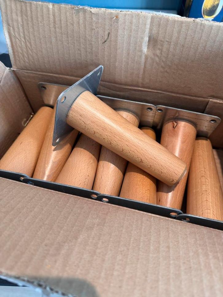 8 Houten poten voor IKEA Besta kast, Huis en Inrichting, Tafelonderdelen, Zo goed als nieuw, Tafelpoot, Minder dan 50 cm, Rond