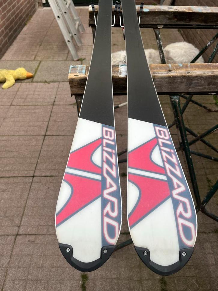 Blizzard Ski's - Topconditie!, Sport en Fitness, Skiën en Langlaufen, Zo goed als nieuw, Ski's, Skiën, Overige merken, Carve, 160 tot 180 cm