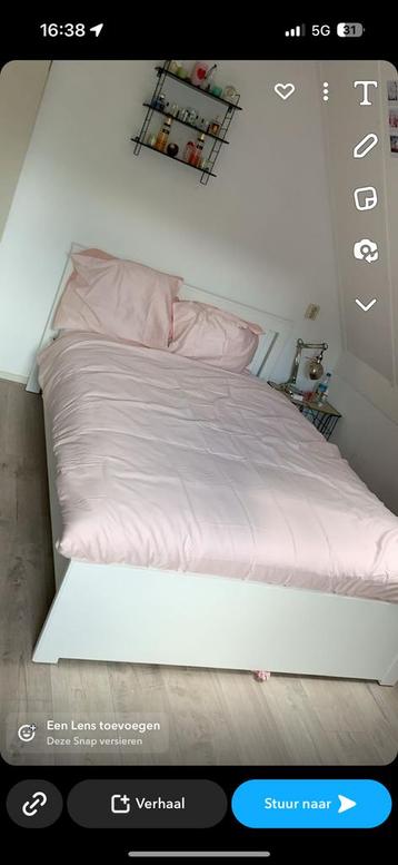 Mooie IKEA bed 140x200 inclusief matras