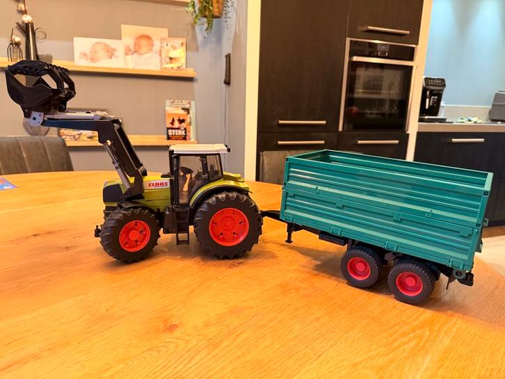 Bruder claas tractor, Kinderen en Baby's, Speelgoed | Speelgoedvoertuigen, Zo goed als nieuw, Ophalen of Verzenden