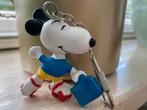 Vintage snoopy sleutelhanger rolschaatsen, Ophalen of Verzenden, Gebruikt