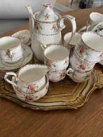 Royal Albert Petit Point set, Antiek en Kunst, Antiek | Servies compleet, Ophalen