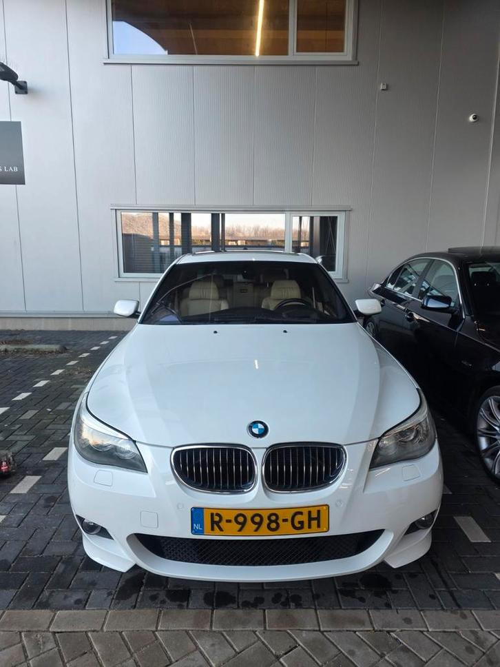 Bmw e60 550i 2007 LCI M Performance, Auto's, BMW, Particulier, 5-Serie, Achteruitrijcamera, Adaptieve lichten, Adaptive Cruise Control