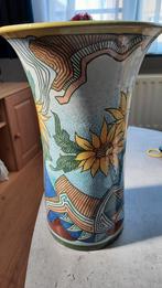 MOOIE  GROTE  VAAS GOUDA HOLLAND ( IRIS) HELEMAAL GAAF, Antiek en Kunst, Ophalen