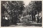 Middelharnis, Voorstraat, Volk, Klederdracht, Auto's, 1950, Verzenden, 1940 tot 1960, Gelopen, Zuid-Holland