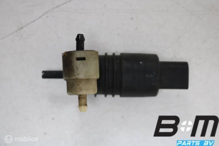 Ruitensproeierpomp VW Polo 9N, Auto-onderdelen, Ruiten en Toebehoren, Gebruikt