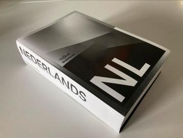 NIEUW Van Dale Nederlands Groot Woordenboek beschikbaar voor biedingen