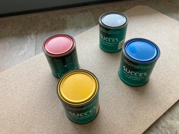 Verfset primaire kleuren + zwart (4 blikken) beschikbaar voor biedingen