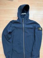 Stone Island Softshell Hoodie – Donkerblauw – Maat M, Kleding | Heren, Ophalen of Verzenden, Zo goed als nieuw, Blauw