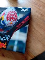 Max Verstappen yearbook 2025, Verzamelen, Ophalen of Verzenden, Zo goed als nieuw, Formule 1