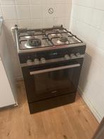 Siemens gasfornuis met hetelucht oven, Witgoed en Apparatuur, Fornuizen, Ophalen, Hete lucht, 4 kookzones, Zo goed als nieuw
