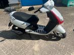 Scooter 50cc blauw kenteken, Ophalen, Zo goed als nieuw, Tweetakt, Vivacity