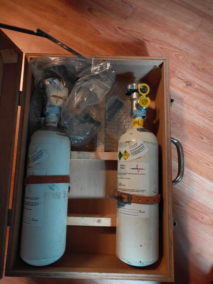 Medische zuurstofset in houten kist, Watersport en Boten, Duiken, Ophalen of Verzenden