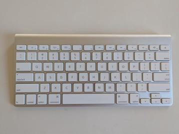 Apple Keyboard A1314 - Perfecte Staat! beschikbaar voor biedingen