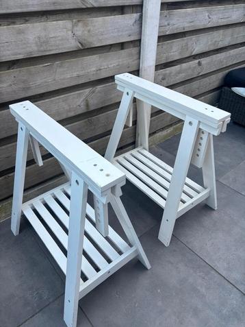 4 Verstelbare bureau steunen  beschikbaar voor biedingen