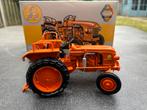 Renault D 22 1956 trekker UH 1/16, Ophalen of Verzenden, Gebruikt, Groter dan 1:32
