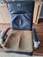 Een tweetal zwart lederen Relaxstoelen, Huis en Inrichting, Ophalen, Gebruikt, 75 tot 100 cm, Metaal