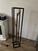 Staande lamp ,lga weg ivm verandering van interieur, Huis en Inrichting, Lampen | Hanglampen, Ophalen, Modern, 75 cm of meer