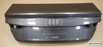 AUDI A3 8Y SEDAN ACHTERKLEP KLEUR LZ7S ALLES LEVERBAAR !! beschikbaar voor biedingen