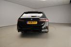 BMW i5 Touring eDrive40 | M-Sportpakket | LED | Leder | Navi, Auto's, BMW, Automaat, Met garantie (alle), 560 km, 1500 kg