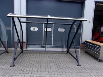3 x fietsenoverkappingen , fietsenstallingen , overkappingen beschikbaar voor biedingen