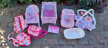 Poppen Accessoires Set beschikbaar voor biedingen