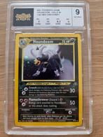 Pokémon- Houndoom 1st Neo Disc. 2001 - graded 9 met swirl, Hobby en Vrije tijd, Verzamelkaartspellen | Pokémon, Ophalen of Verzenden