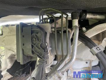 MERCEDES E-KLASSE C207 A207 abs pomp A2124312912 beschikbaar voor biedingen