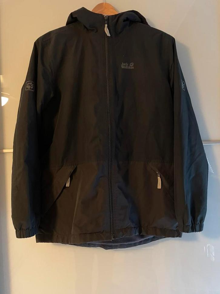 Jack Wolfskin winterjas regenjas maat 164, Kinderen en Baby's, Kinderkleding | Maat 164, Zo goed als nieuw, Jongen of Meisje, Jas