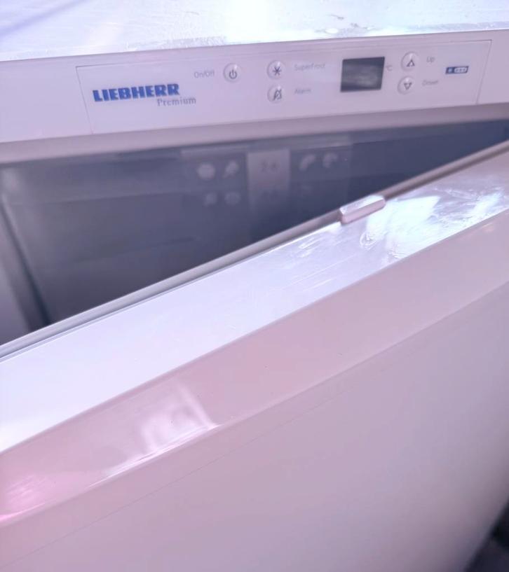LIEBHERR TAFELMODEL VRIEZER 4 LADE IZGS, Witgoed en Apparatuur, Vriezers en Diepvrieskisten, Zo goed als nieuw, Vrijstaand, Vrieskast