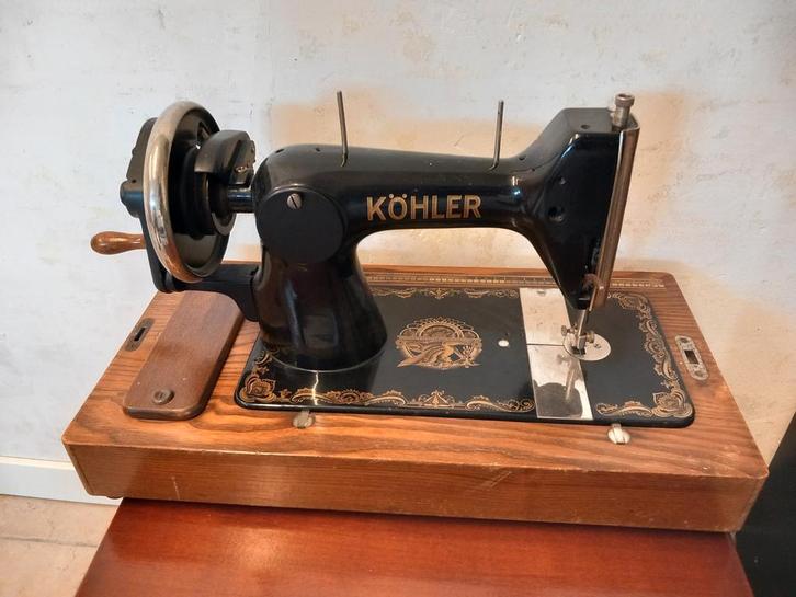 Antieke Köhler Naaimachine, Antiek en Kunst, Antiek | Naaimachines, Ophalen of Verzenden