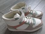 Sneakers maat 38, Wit, Ophalen of Verzenden, Sneakers of Gympen, Zo goed als nieuw