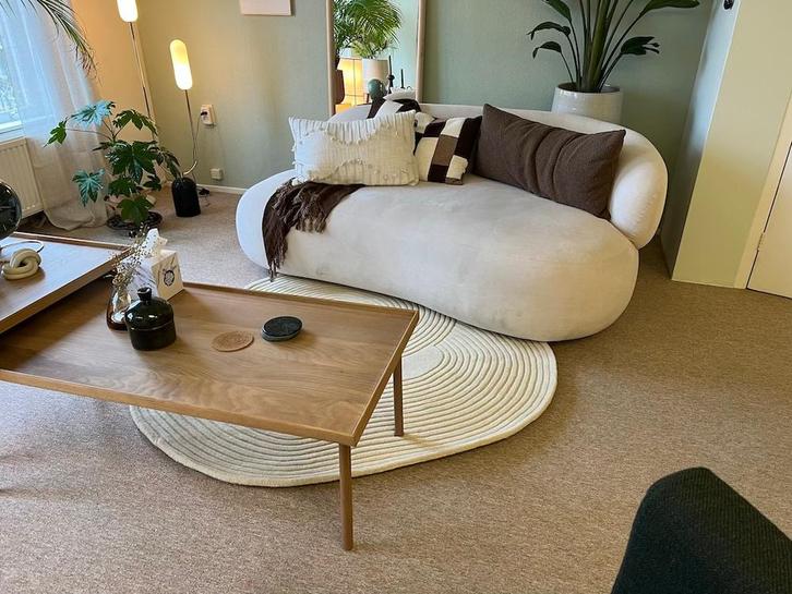 Witte Lounge Sofa, Zacht/stof, 2 jr oud, bieden (nieuw 1100), Huis en Inrichting, Banken | Sofa's en Chaises Longues, Zo goed als nieuw