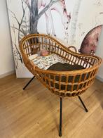 ** WIEG ** WIEG ** WIEG **, Ophalen, Zo goed als nieuw, Wieg