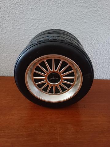 Dunlop reclame band beschikbaar voor biedingen