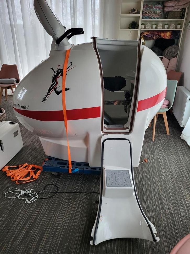 Hypoxy Trainer - afslanken en figuurcorrectie, Sport en Fitness, Fitnessapparatuur, Gebruikt, Hometrainer, Benen, Buik, Kunststof