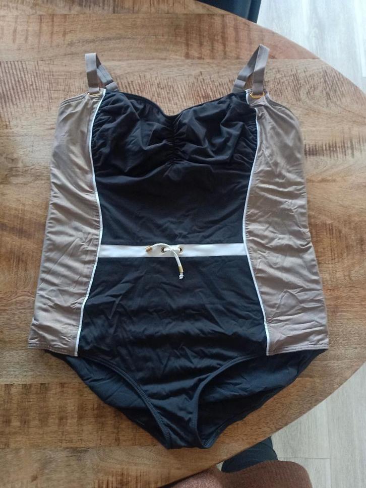 Prima donna badpak 100 E bruin 100E, Kleding | Dames, Badmode en Zwemkleding, Zo goed als nieuw, Badpak, Bruin, Ophalen of Verzenden