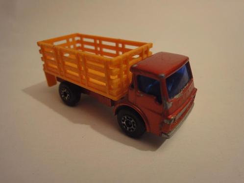 # rood/gele Cattle Truck Matchbox #71 Lesney, Hobby en Vrije tijd, Modelauto's | Overige schalen, Gebruikt, Bus of Vrachtwagen