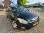 Hyundai I30 1.6i Dynamic Business AUTOMAAT,Navi, AIRCO, Gebruikt, 1591 cc, 550 kg, Euro 4