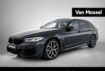 BMW 5-serie Touring 530e High Executive | PANORAMADAK | ACHT beschikbaar voor biedingen