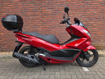 HONDA PCX WW 150 (bj 2015) beschikbaar voor biedingen