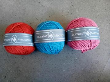 Durable Macramé - 3 bollen beschikbaar voor biedingen
