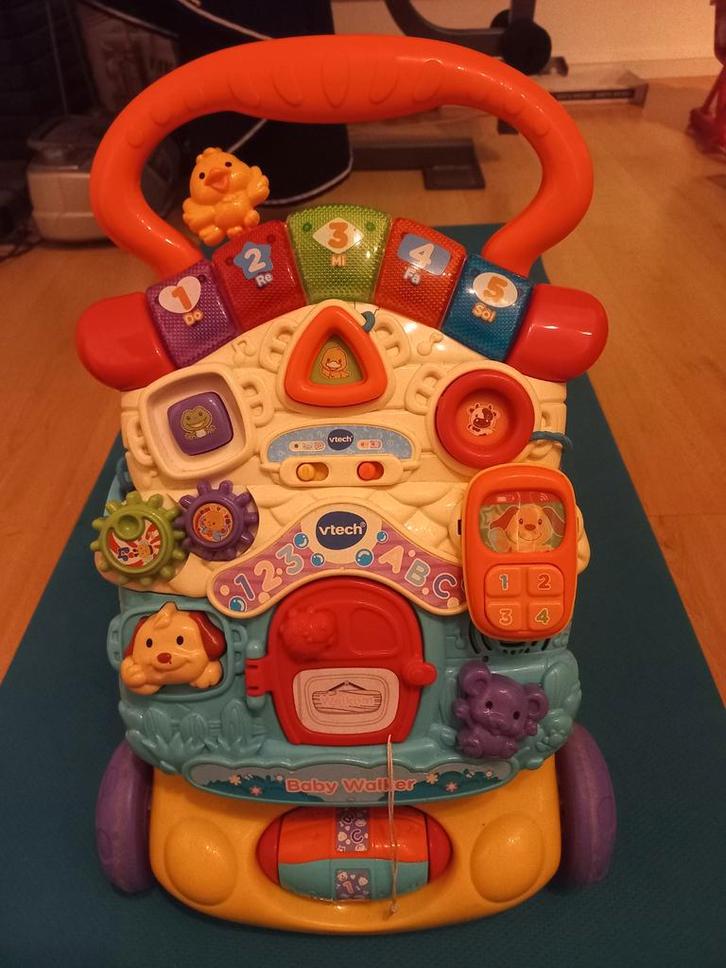 VTech Loopwagen - Compleet & Goede Staat!, Kinderen en Baby's, Speelgoed | Babyspeelgoed, Gebruikt, Auto, Met licht, Met geluid