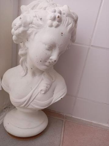 Borstbeeld aardewerk Shabbychic  beschikbaar voor biedingen