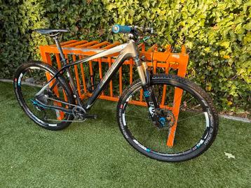 Cube Reaction Pro MTB - Shimano XT/Fox/Tubeless beschikbaar voor biedingen