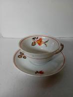 Kop en schotel van Mosa Maastricht., Ophalen of Verzenden, Zo goed als nieuw, Overige stijlen, Kop(pen) en/of Schotel(s)