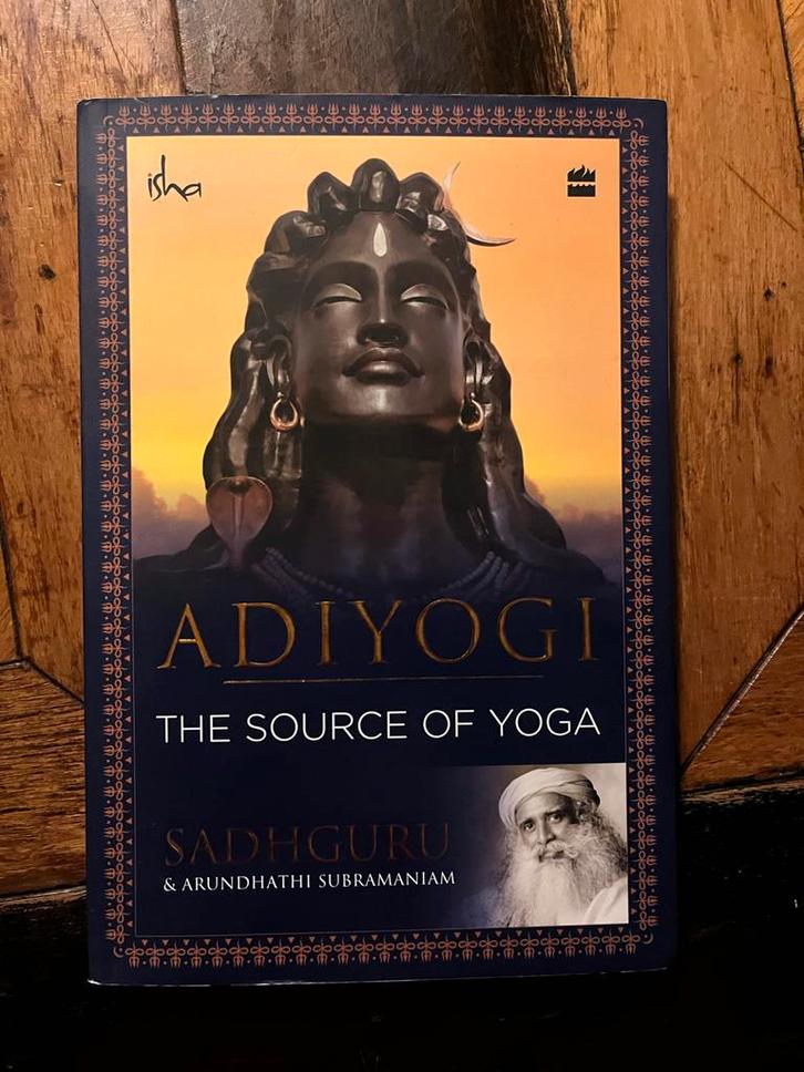 Adiyogi: De Bron van Yoga - Sadhguru, Boeken, Esoterie en Spiritualiteit, Zo goed als nieuw, Achtergrond en Informatie, Meditatie of Yoga
